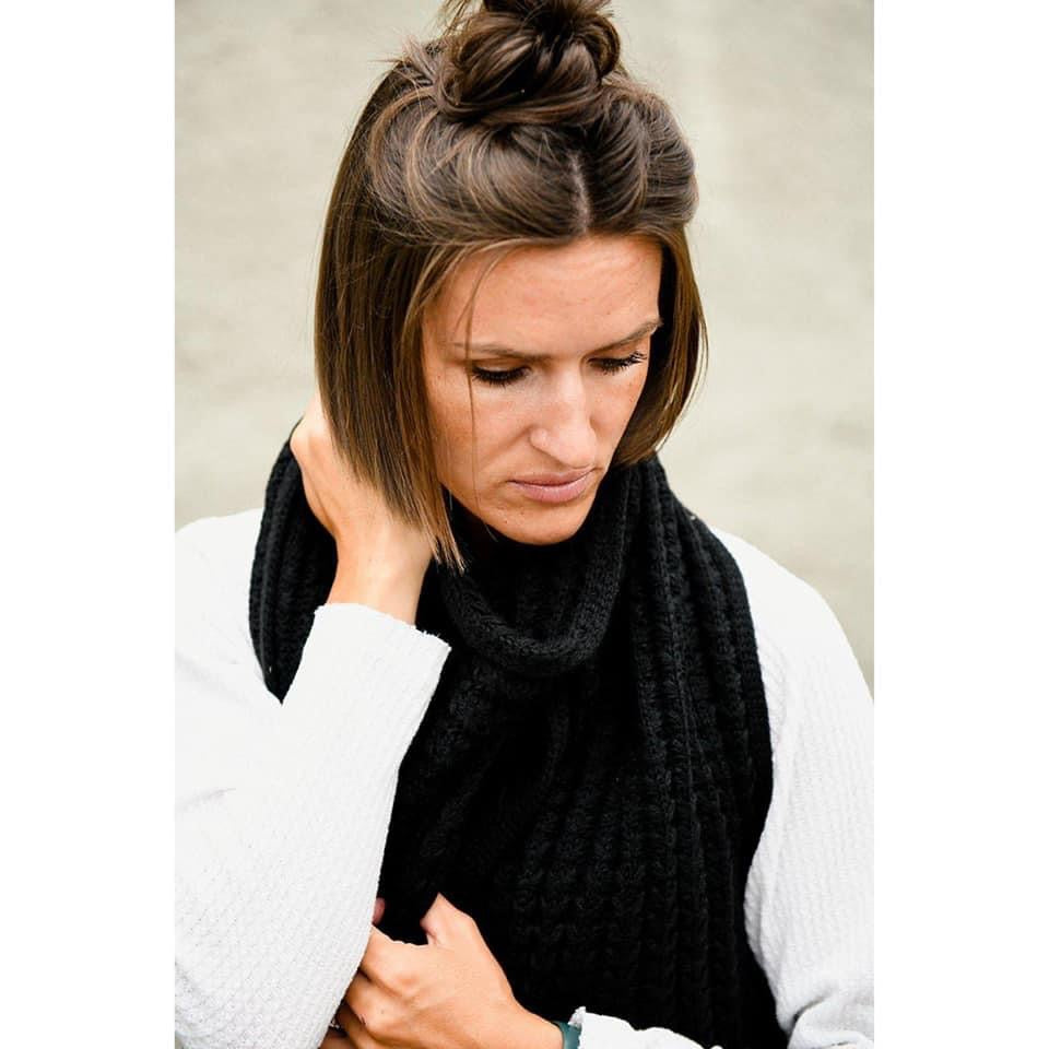 Knitted Acrylic Scarf - 4 colors